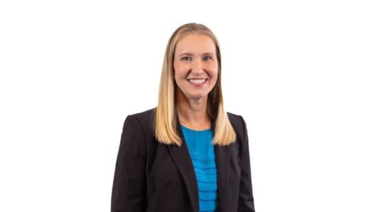 Julie Lindley headshot