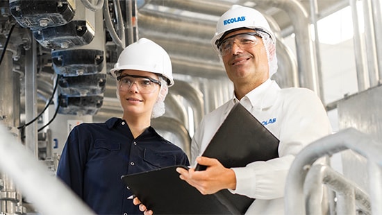 Image of an Ecolab Expert on-site consultation